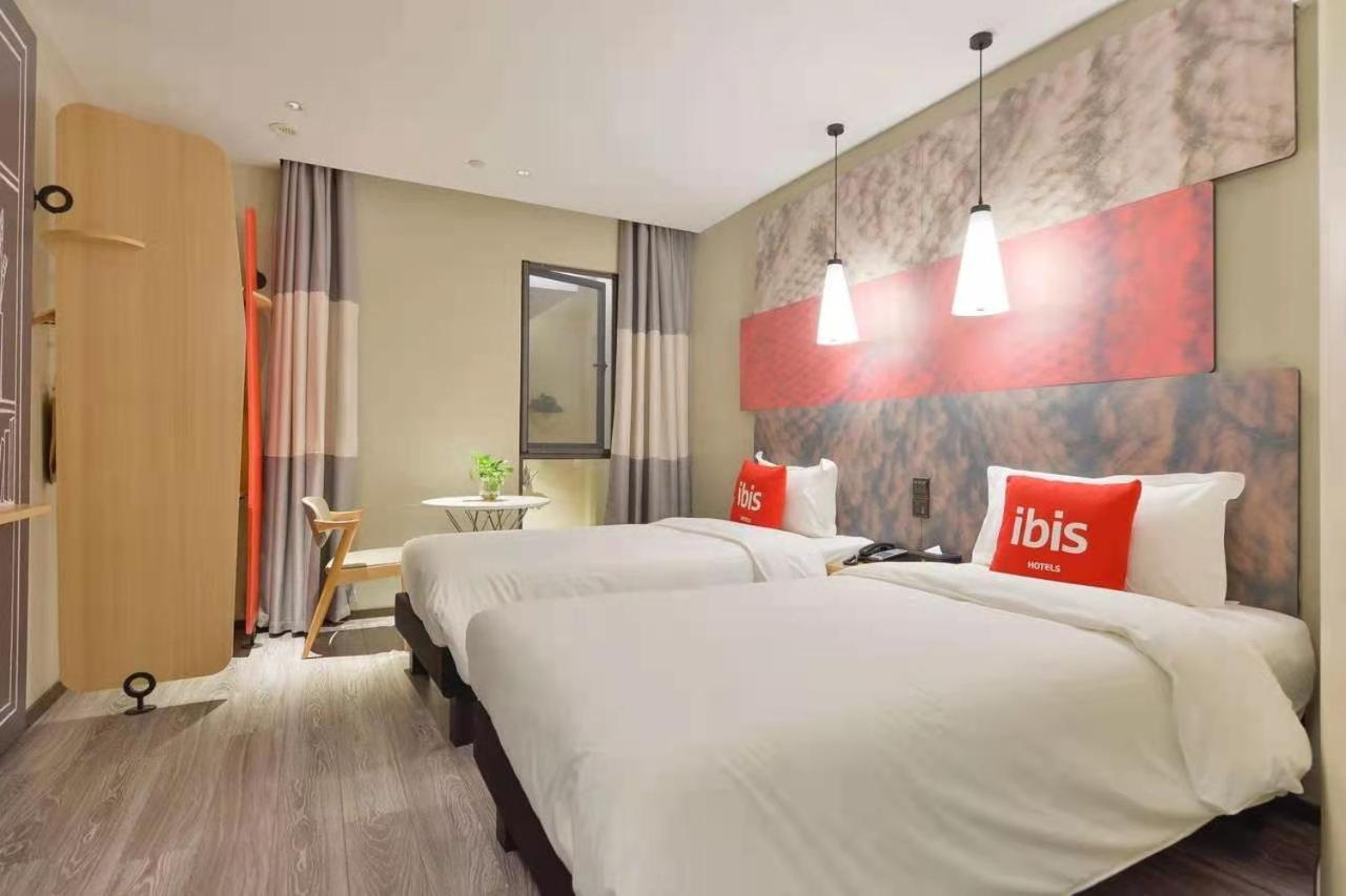 Ibis Shanghai North The Bund Zhoujiazui Road Exterior photo