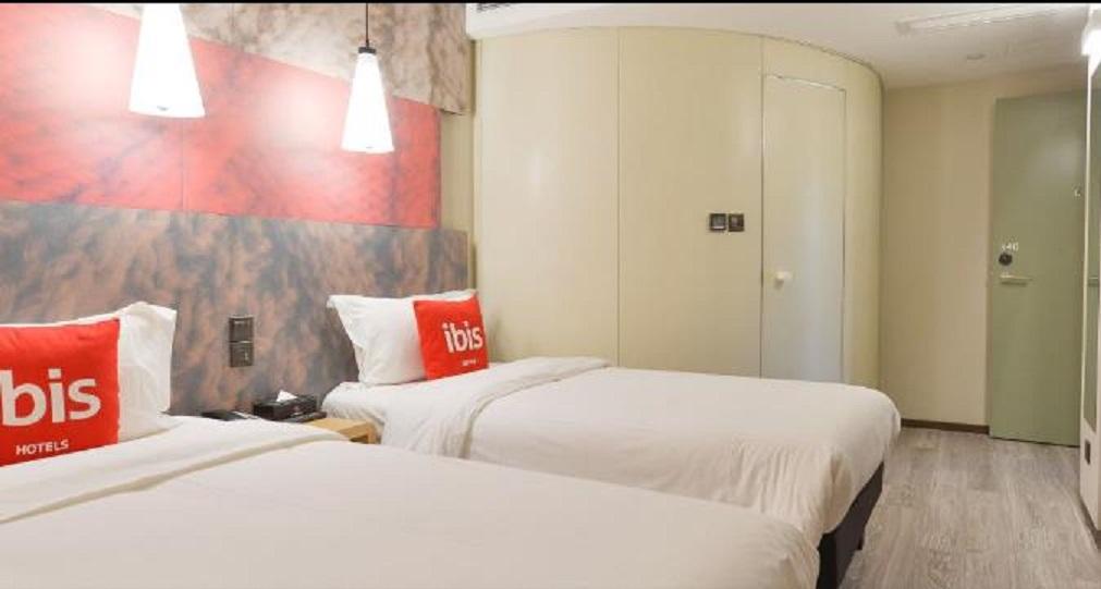 Ibis Shanghai North The Bund Zhoujiazui Road Exterior photo