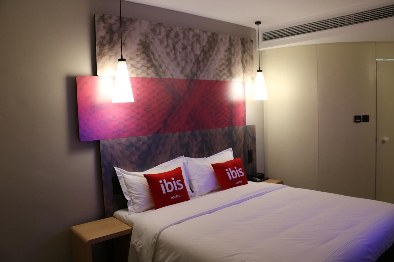 Ibis Shanghai North The Bund Zhoujiazui Road Exterior photo